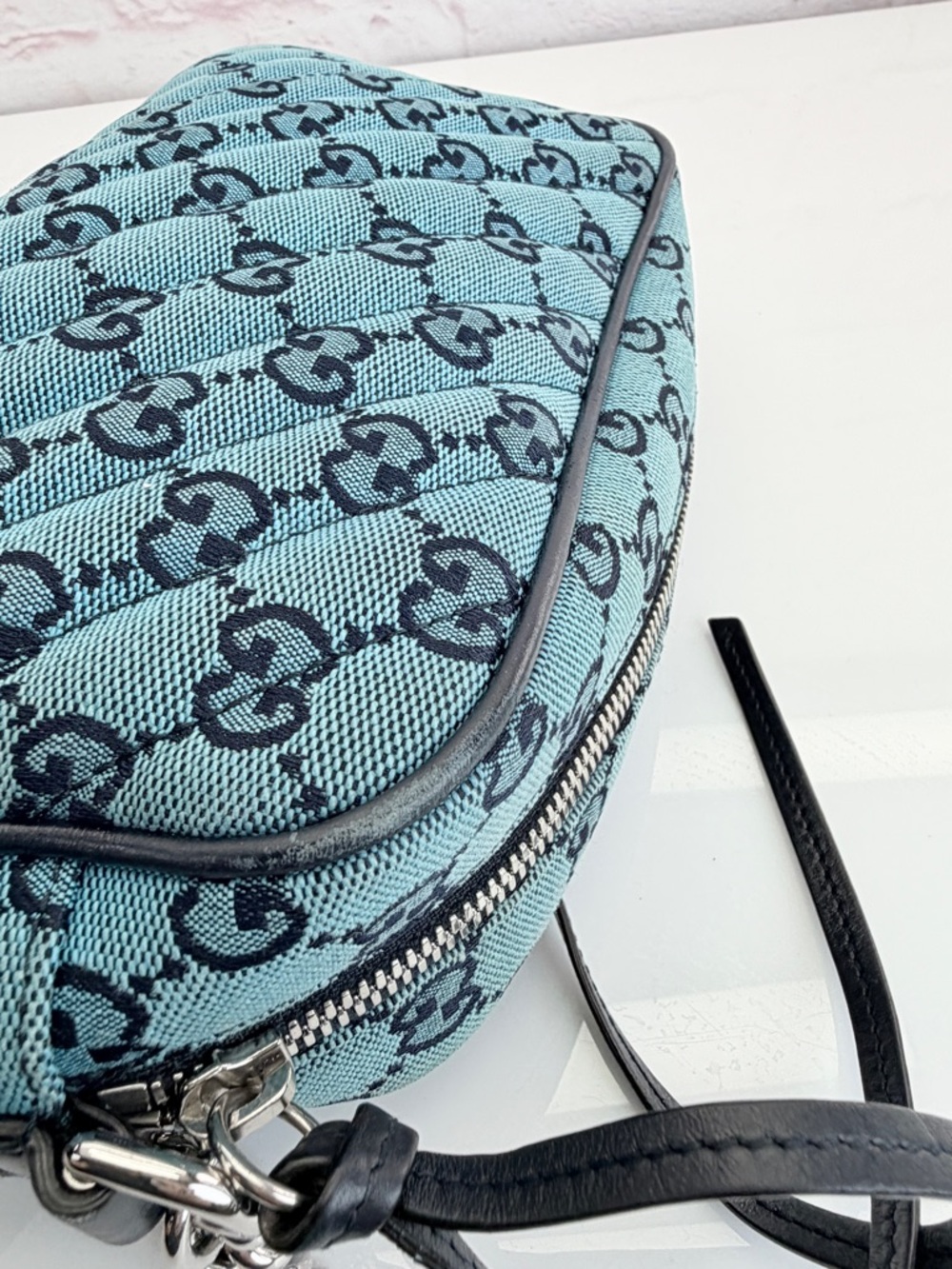 Gucci Blue GG Supreme Canvas Crossbody with Black Leather Trim - Picture 9 of 16